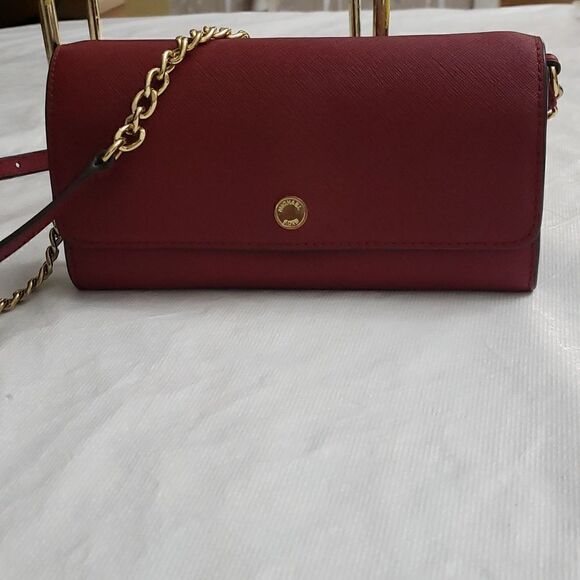 Michael Kors Crossbody Wallet Great Used Condition - Picture 1 of 11